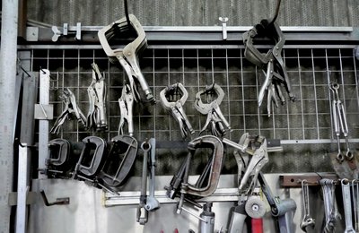 1.マイクロTIG溶接はもちろん複雑形状にも対応